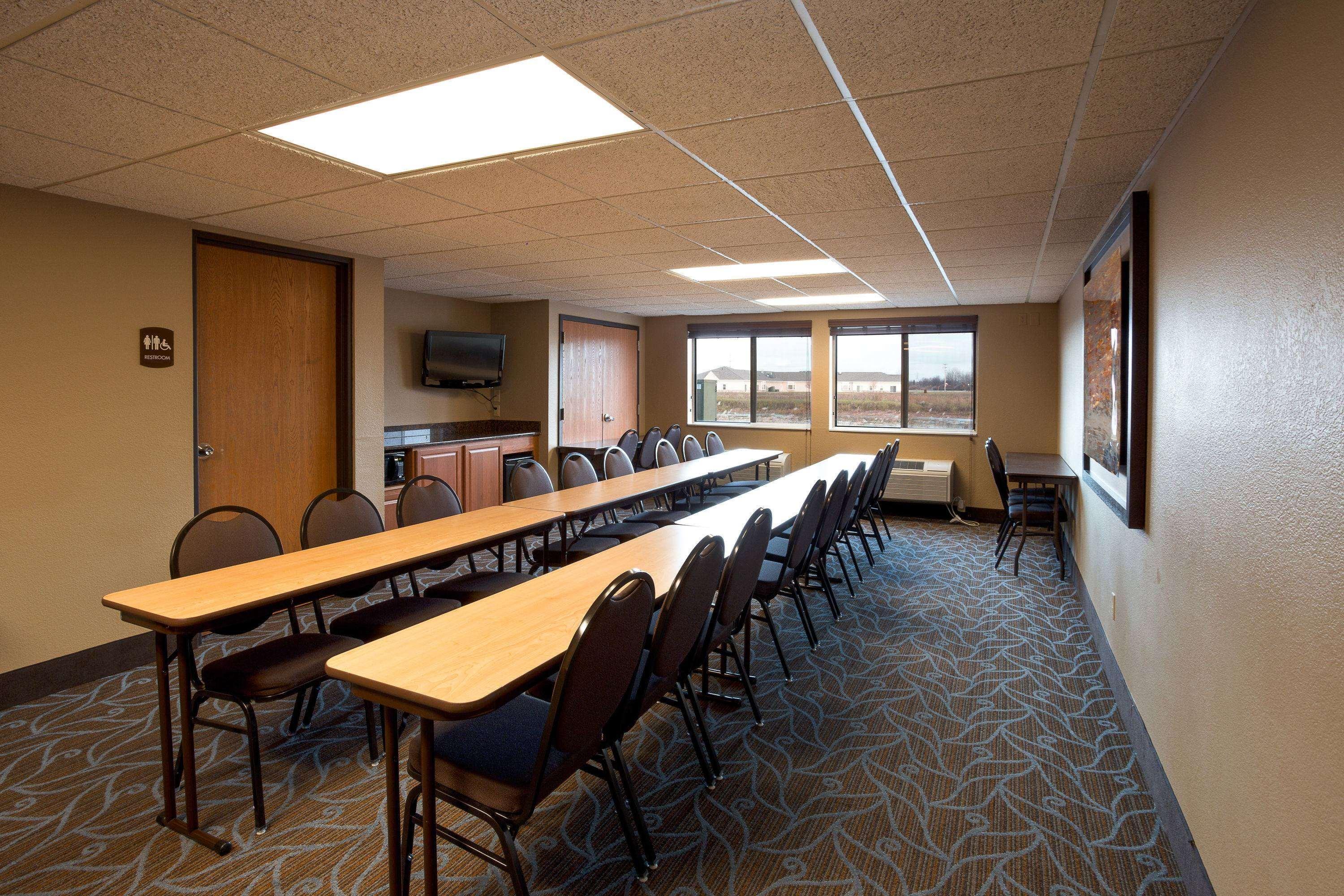 Americinn By Wyndham Bay City Extérieur photo